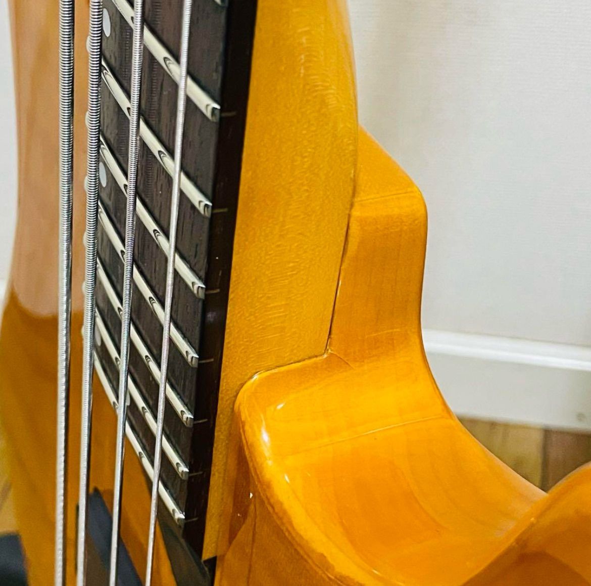 8246 washburn KW-1250 Kip Winger ベース - メルカリ