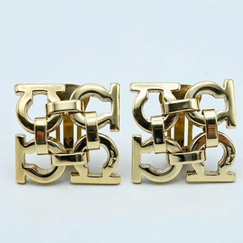 美品 Salvatore Ferragamo サルヴァトーレフェラガモ 4連