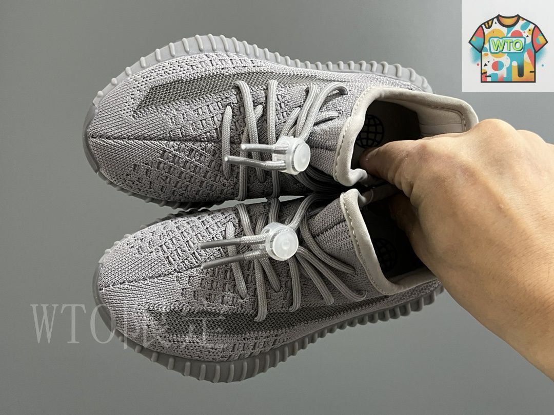 キッズシューズ yeezy 350V2 キッズ スポーツシューズ06