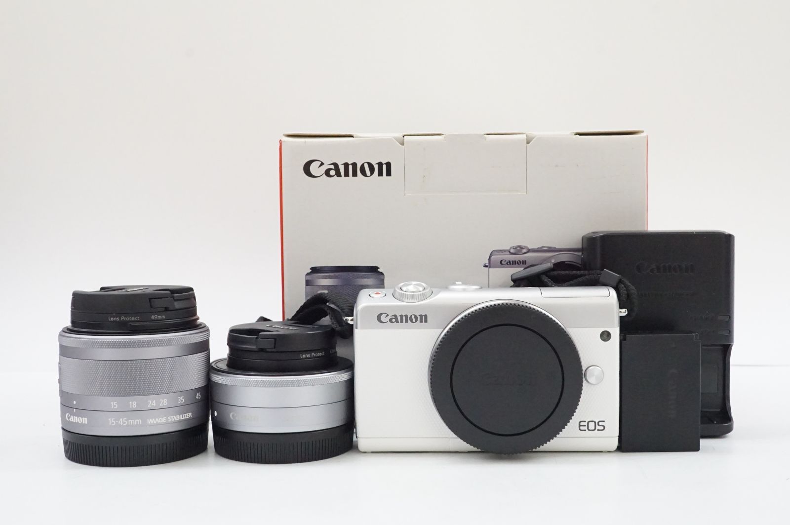 C261606 Canon EOS M100 ミラーレス一眼レフ ダブルレンズキット