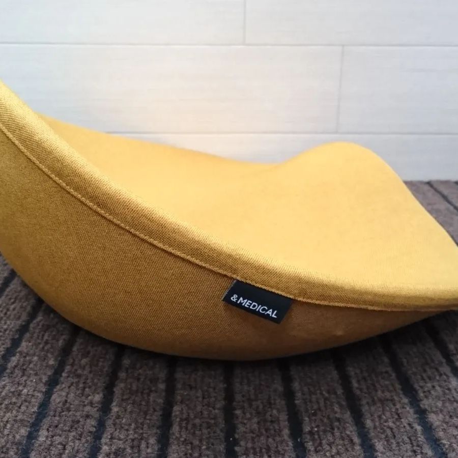 アンドメディカル クラシート &MEDICAL KURA SEAT MUSTARD 姿勢