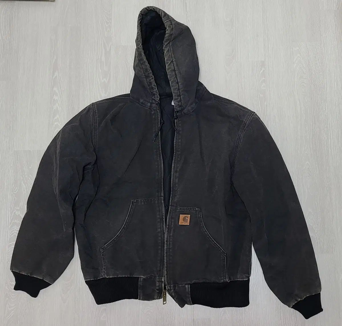 M Carhartt(カーハート) J130 サンドストーン アクティブジャケット 黒