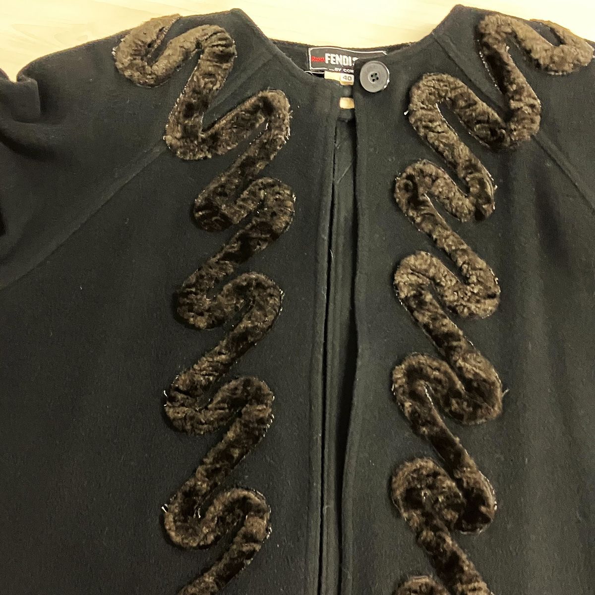 FENDI　フェンディ　ロングコート　ウールカシミア　サイズ40 FENDI フェンディ 365 ウール カシミア ロングコート サイズ40 - メルカリ