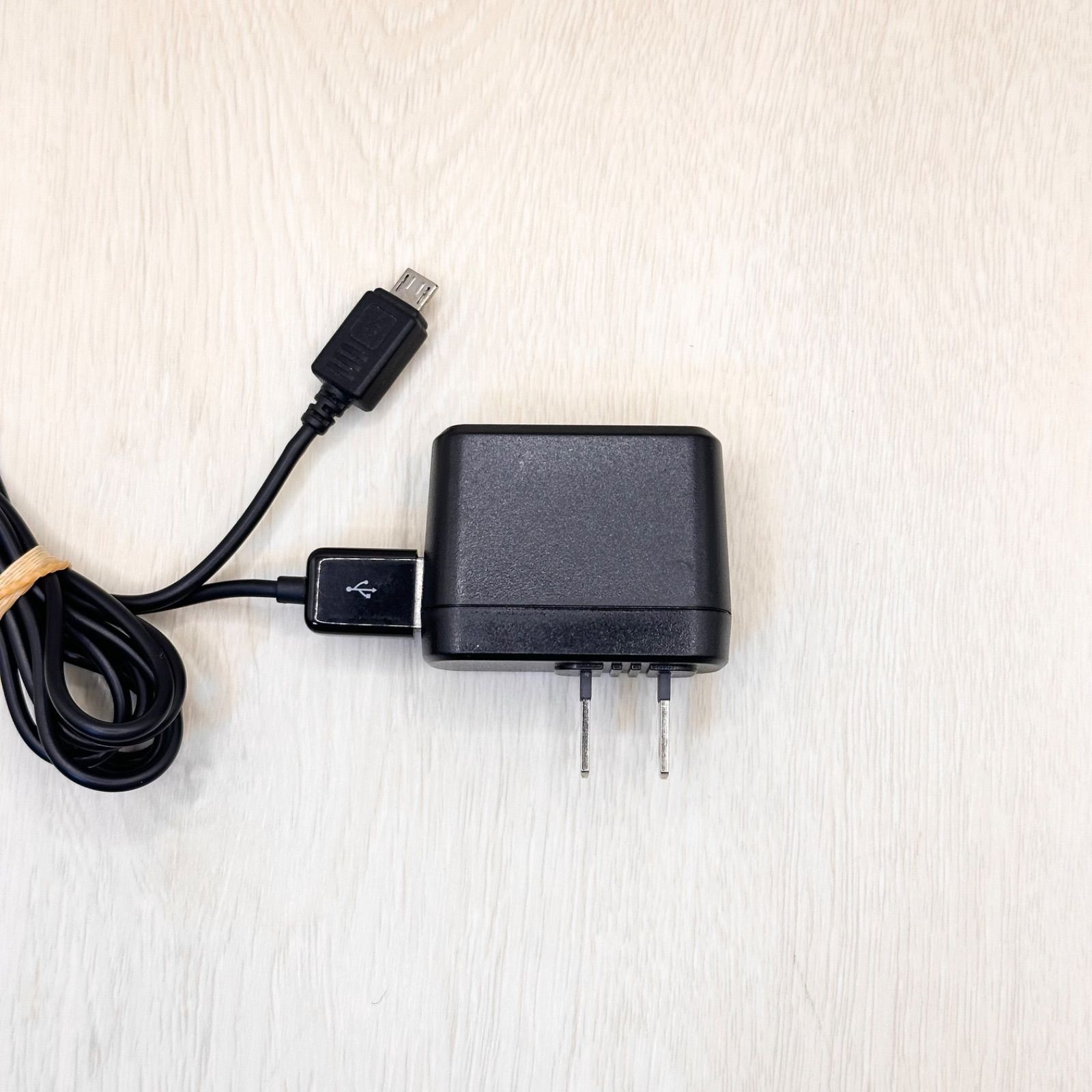 SH-AC04 シャープ SHARP AQUOS アクオス 純正 ACアダプター 充電器