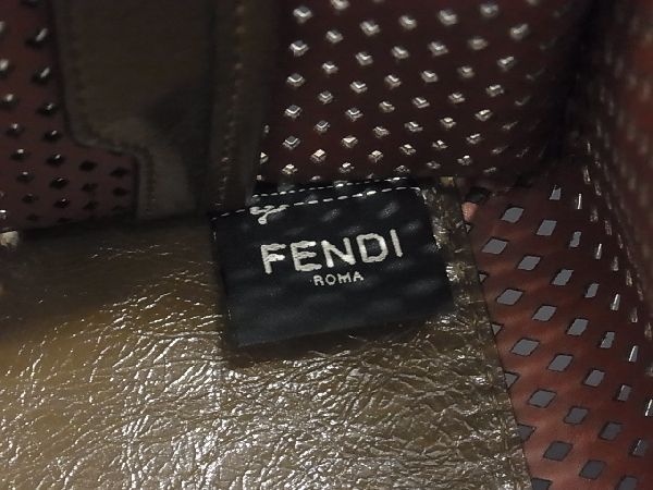 □新品□未使用□ FENDI フェンディ ピーカブー ディフェンダー レザー