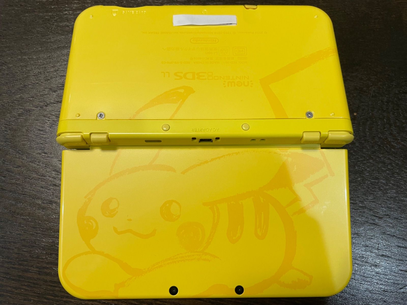 送料無料！】Newニンテンドー3DS LL ピカチュウ【イエロー】 ほぼ新品 