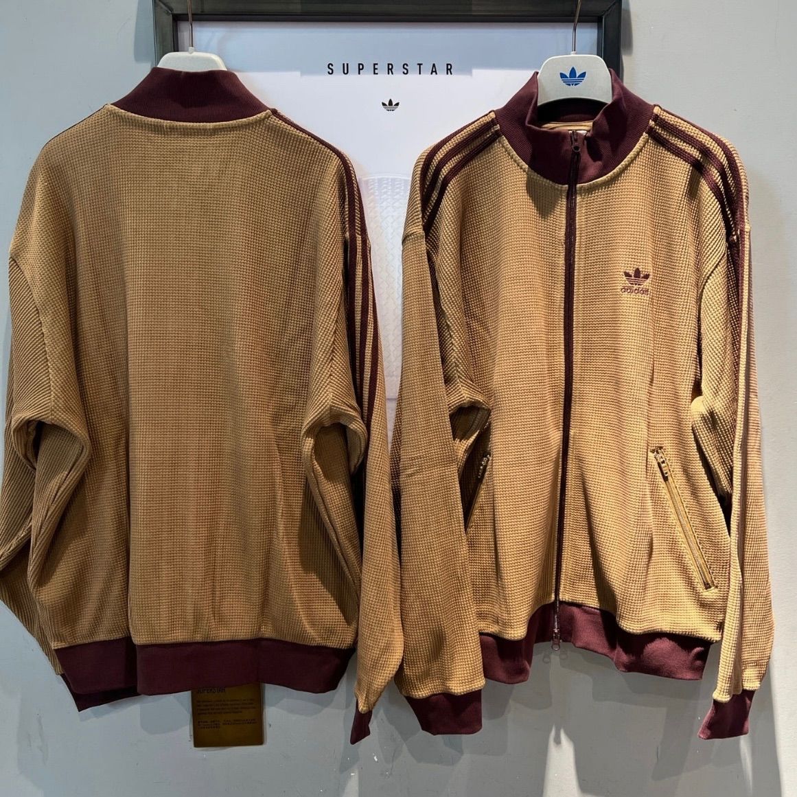 海外限定カラーL⭐️adidas ワッフル ニットトラックトップ ブラウン×マロン 海外限定カラー2XL⭐️adidasワッフルニットトラックトップ