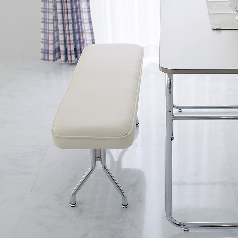 玄関先 リビング