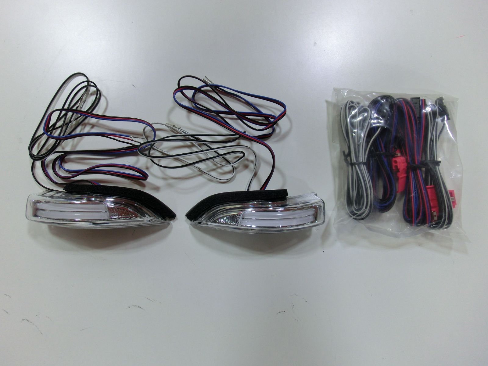 JK25047 訳アリ品 ドアミラーウインカー TOYOTA トヨタ ダイハツ アリオン アクア オーリス カムリ カローラアクシオ カローラフィールダー アイシス ポルテ プレミオ スペイド ヴィッツ アルティス サイドミラー LEDランプ FFCRYSTALESIA_COM