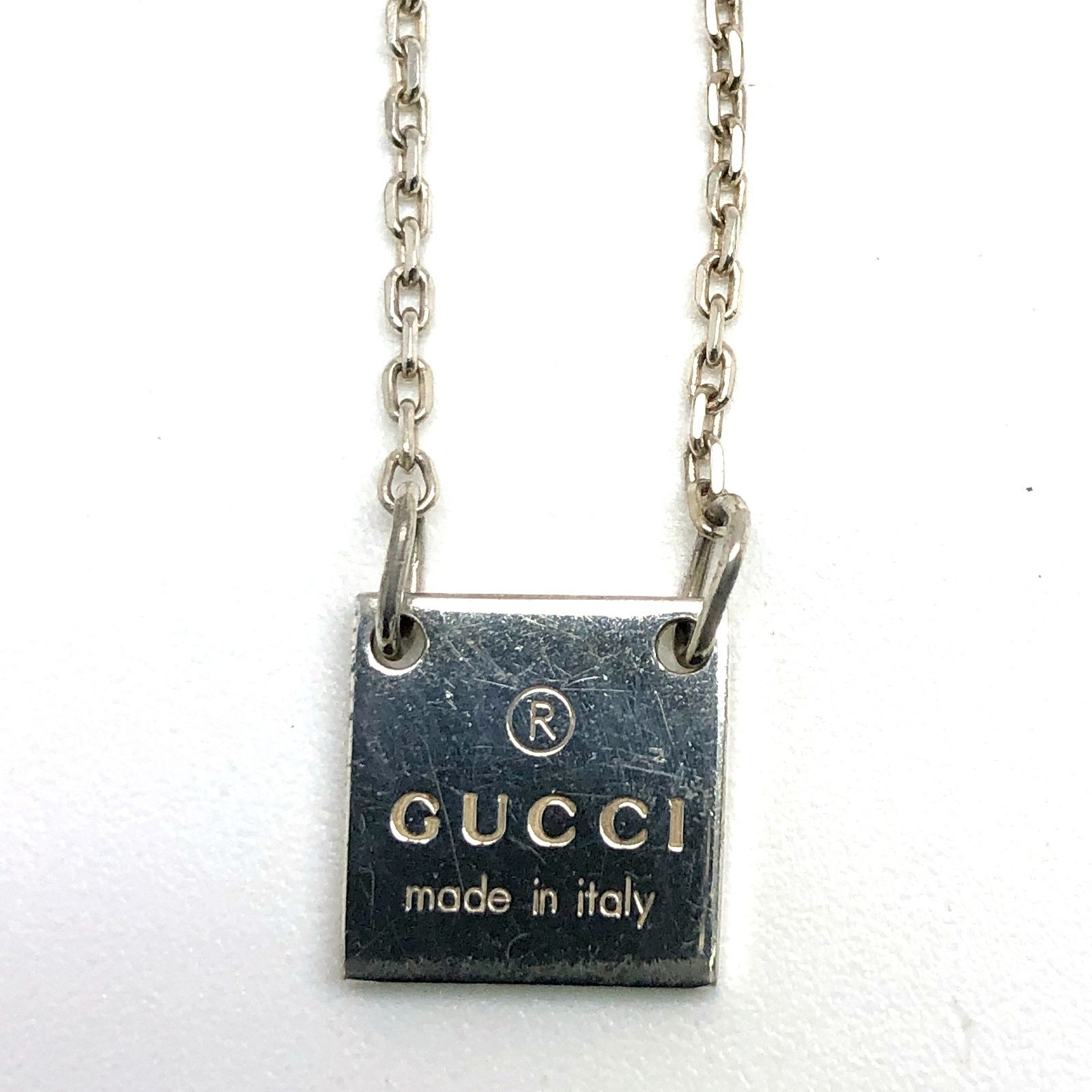 GUCCI グッチ ネックレス スクエア ロゴ プレート ペンダント シルバー 