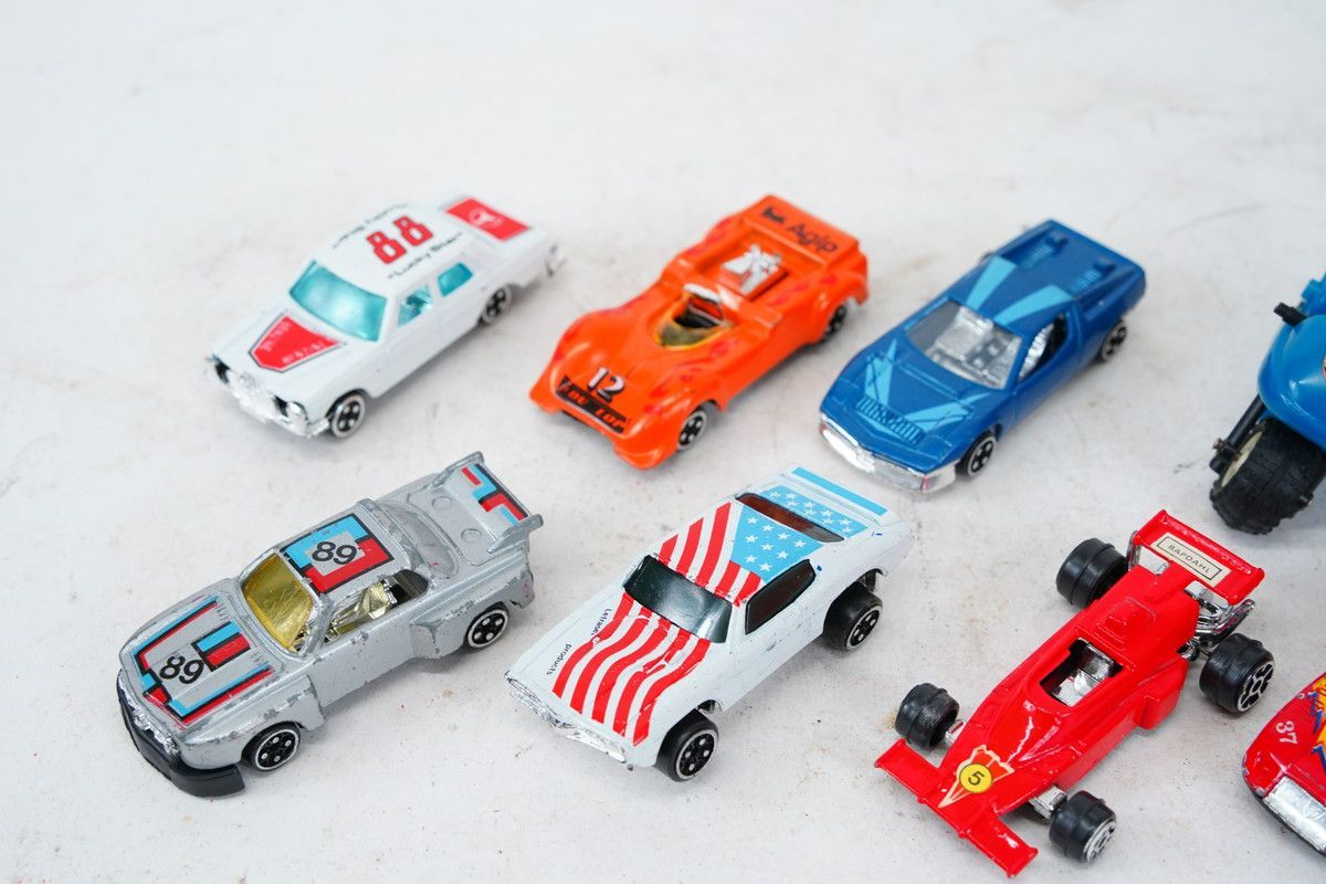 昭和レトロ ミニカー 大量 まとめ売り！ ミニカー まとめ売り トミカ 昭和レトロ 働く車 ジャンク - メルカリ