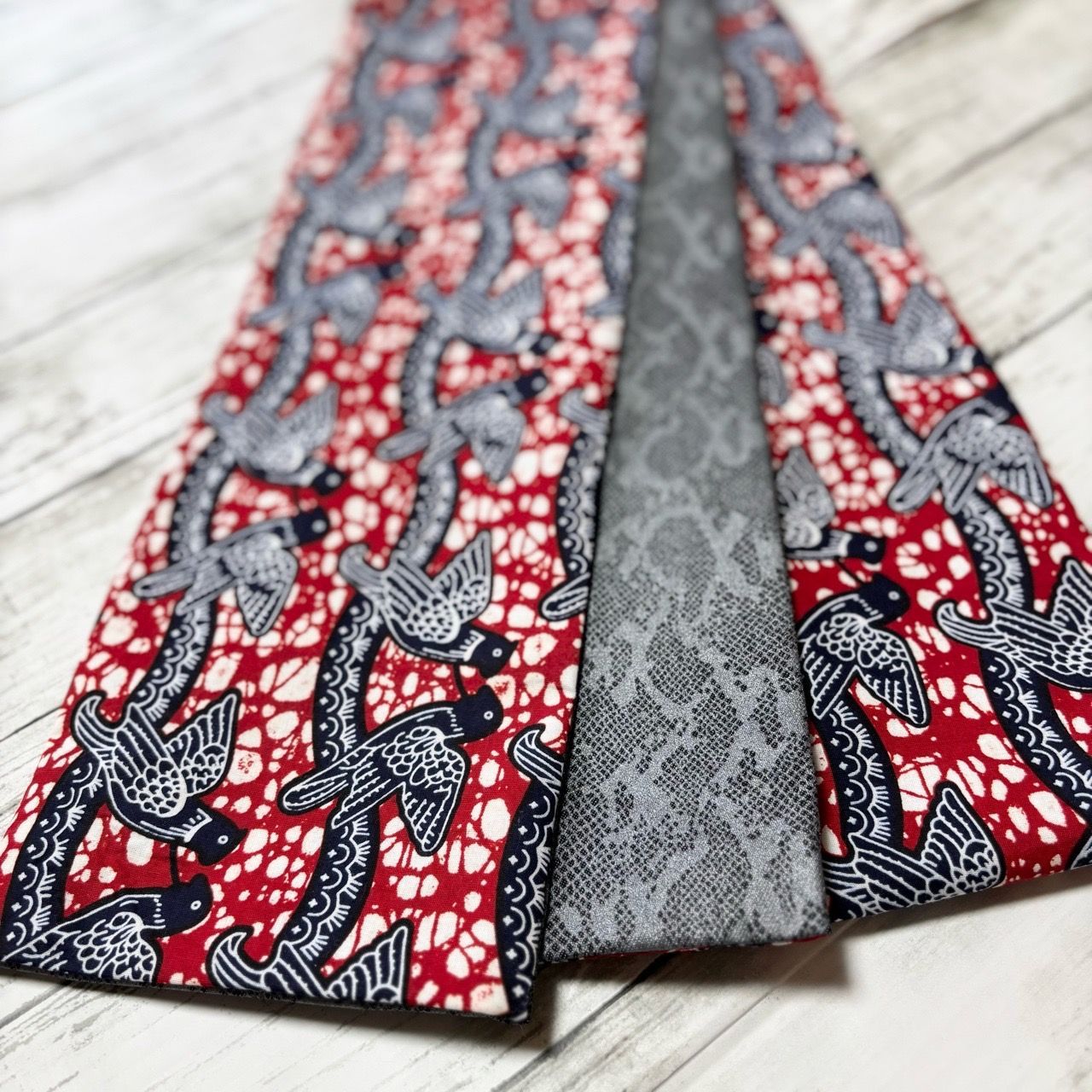 新品 博多織 【長尺】単衣半幅帯 浴衣帯 黒地 四色 五本献上柄 帯端処理済 新品 博多織 【長尺】単衣半幅帯 浴衣帯 黒地 四色 五本献上柄