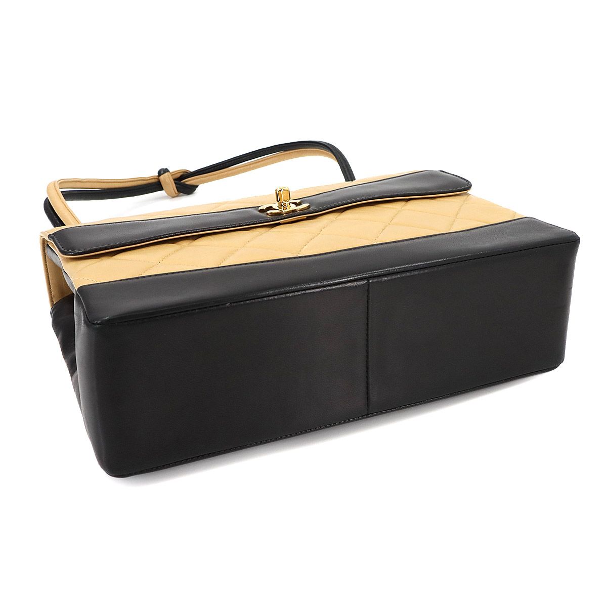 入手困難！美品！正規品CHANEL シャネル マトラッセ ワンショルダーバッグ bf191a80d3367a9a057c821cf5af90