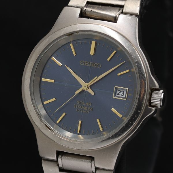 稼働 セイコー V145-0D60 チタニウム デイト ラウンド ソーラー
