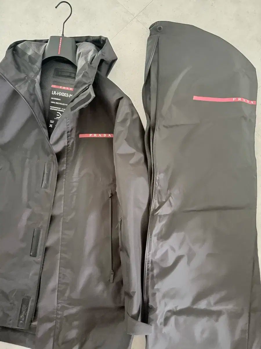 PRADA プラダ フードジャケット GORE TEX ゴアテックス ウィンドブレーカー
