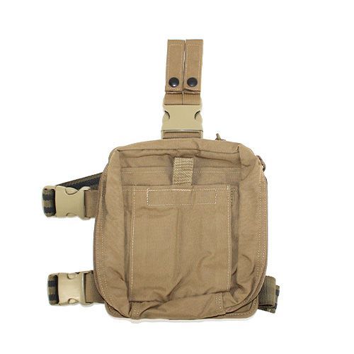送料無料商品 |  公式 オンライン ノースアメリカン レスキューレッグポーチ メルカリ - 個人装備