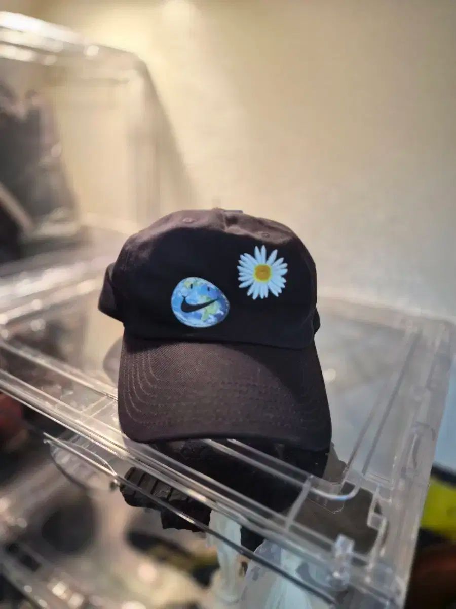 キッズ OS NIKE ヘリテージ 86 デイジー PEACEMINUSONE ベースボールキャップ