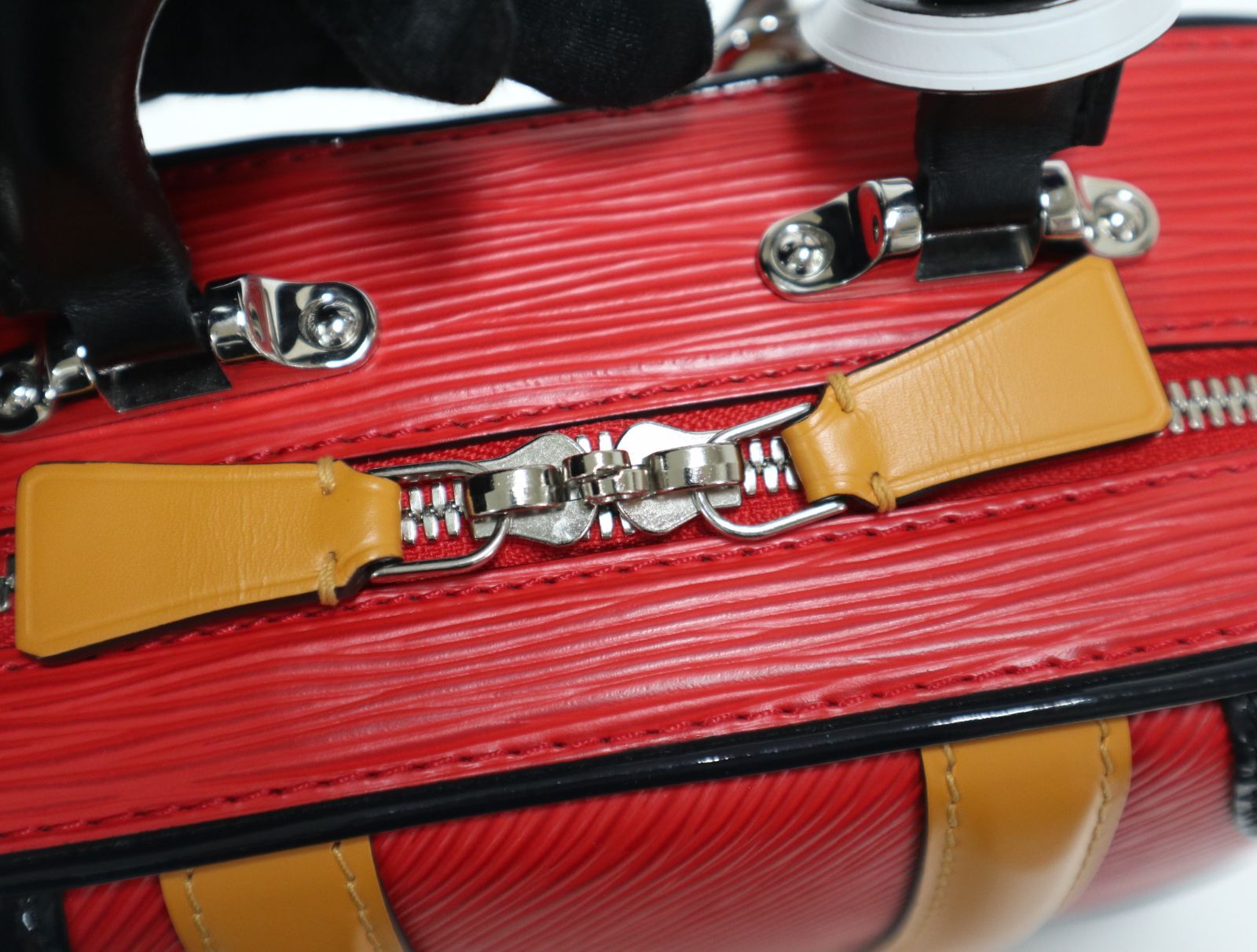 ルイヴィトン LOUIS VUITTON エピ ヴァリゼットBB バッグ 2WAY M55524