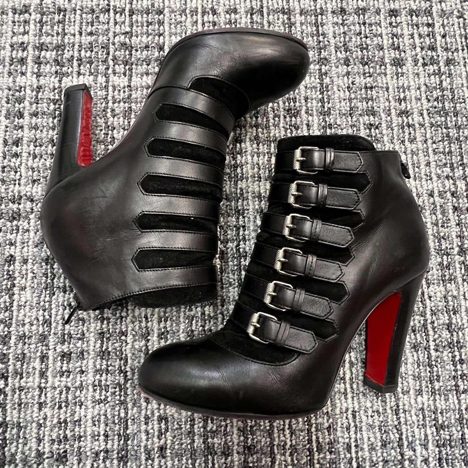 Christian Louboutin ショートブーツ ハイヒール クリスチャン