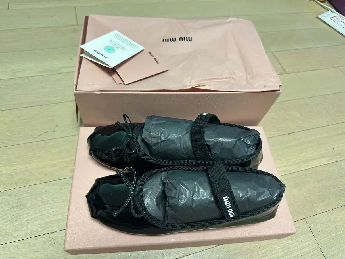 MIU MIU ミュウミュウ フラットシューズ 37