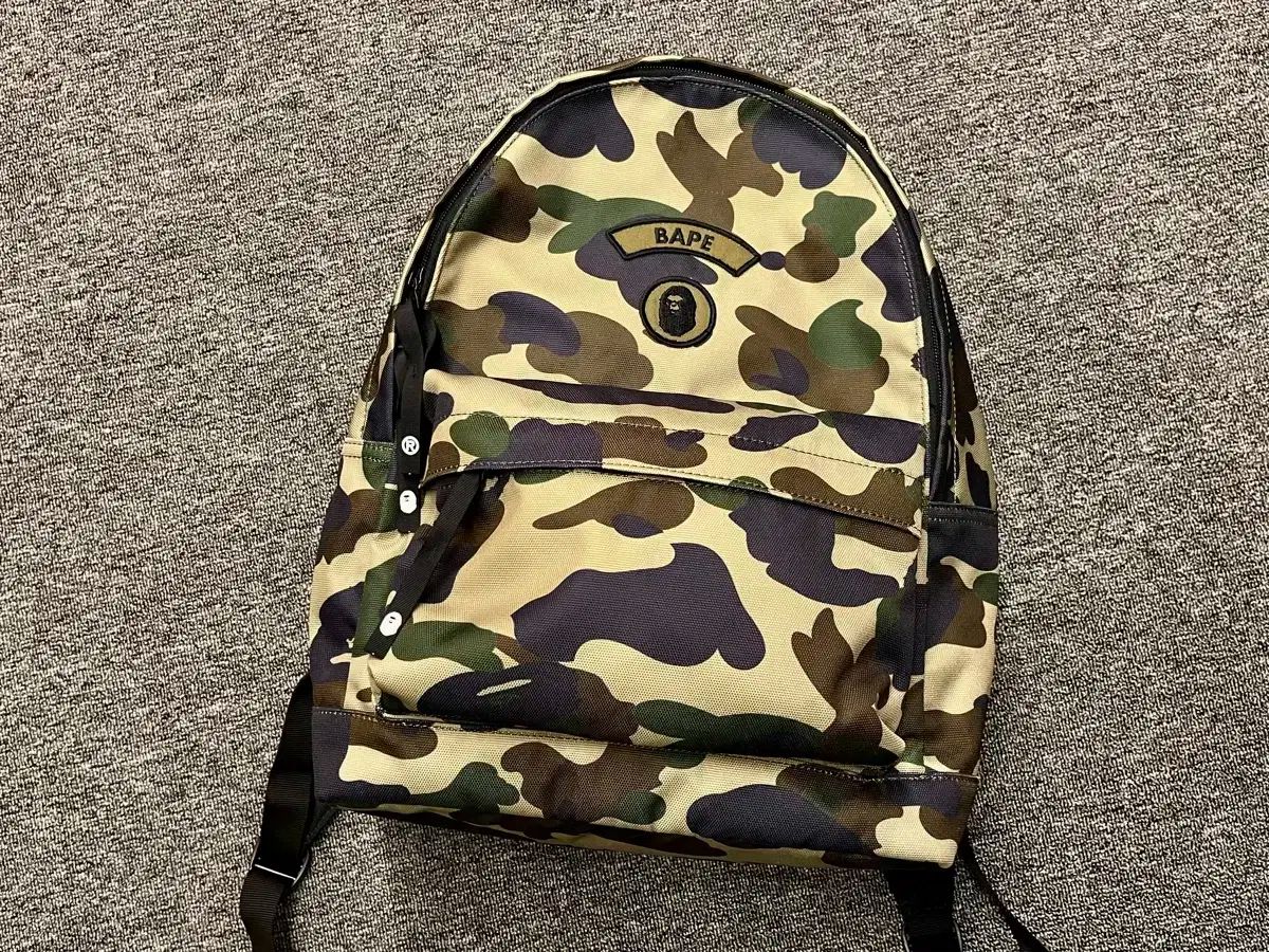 正規品】A BATHING APE バックパック 迷彩 カモ柄 グリーン系 正規品