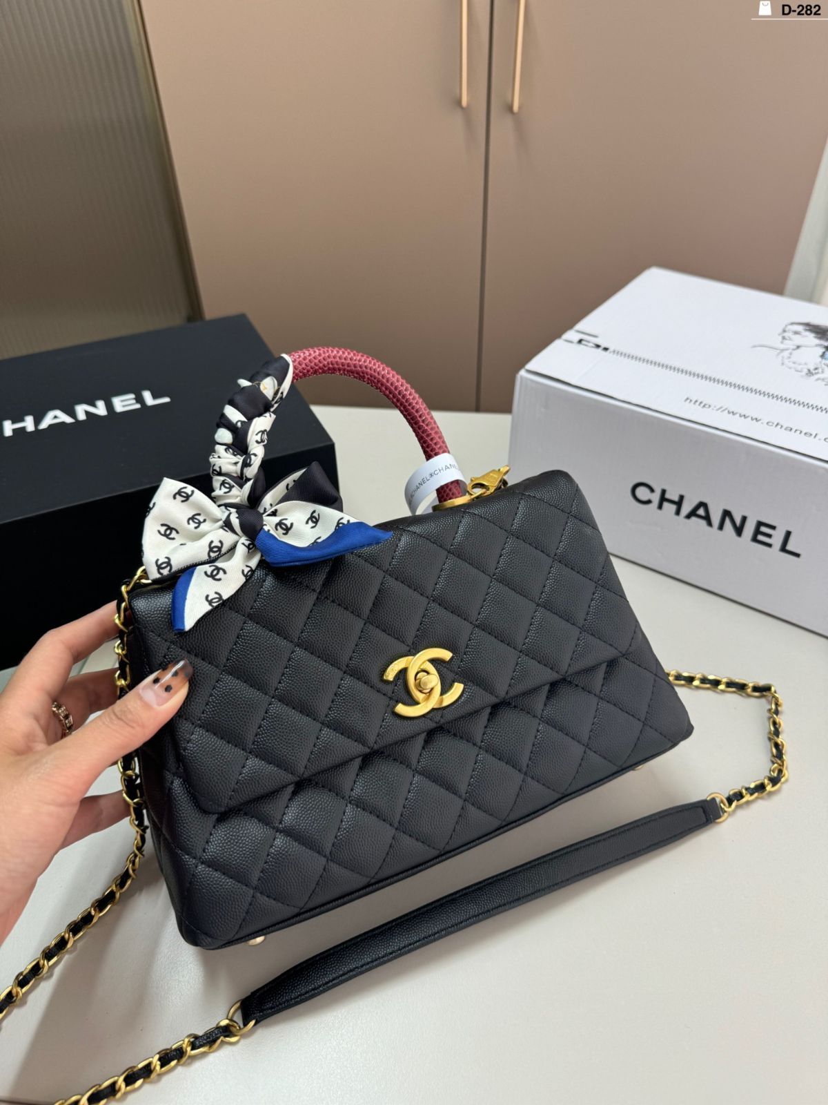 送料無料 【専用】即購入不可 美品 CHANEL シャネル ショルダーバッグ