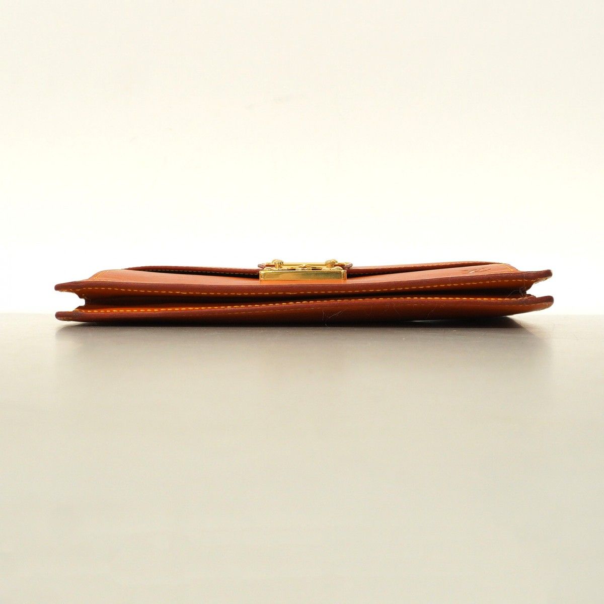 ルイヴィトン