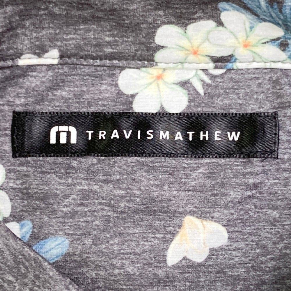 サイズ：M TRAVIS MATHEW トラビスマシュー  半袖ポロシャツ 花柄 グレー系 [240101444162] ゴルフウェア メンズ ストスト トラヴィスマシュー（Travis Mathew）（メンズ）ゴルフウェア