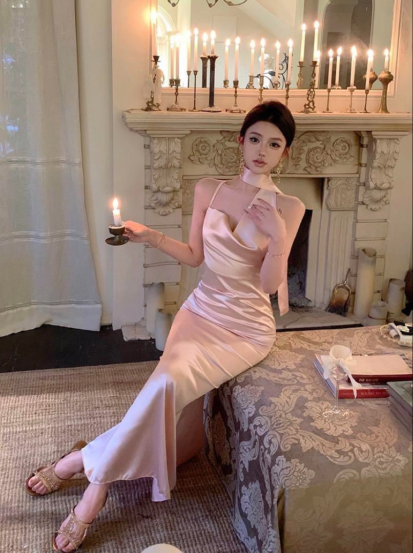 高級サテンキャミドレス　ロング丈　結婚式パーティースカーフデザイン 新品未使用高級サテンキャミドレス ロング丈 結婚式パーティー