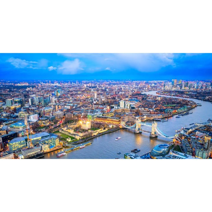 絵画風 壁紙ポスター (はがせるシール式) ロンドン 夕暮れパノラマ夜景 都市景観 テムズ川 タワーブリッジ イングランド イギリス UK キャラクロ LND-008S1 (1152mm×576mm) ＜日本製＞ ウォールステ
