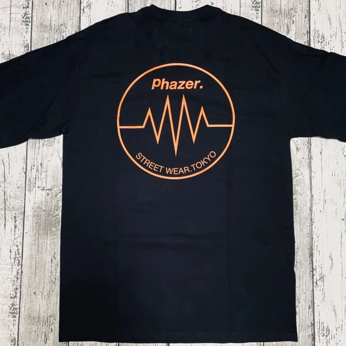 phazer tokyo 新作ロンT