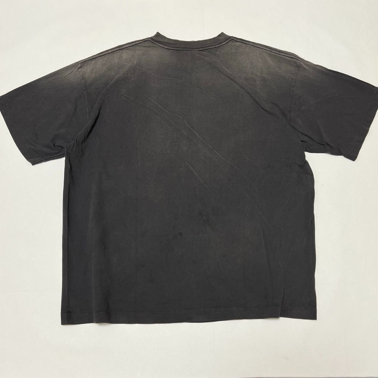 SAINT Mxxxxxx EGG SS TEE/BLK - メルカリ