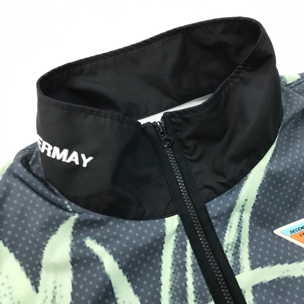 テフロン加工ウィンドブレーカー