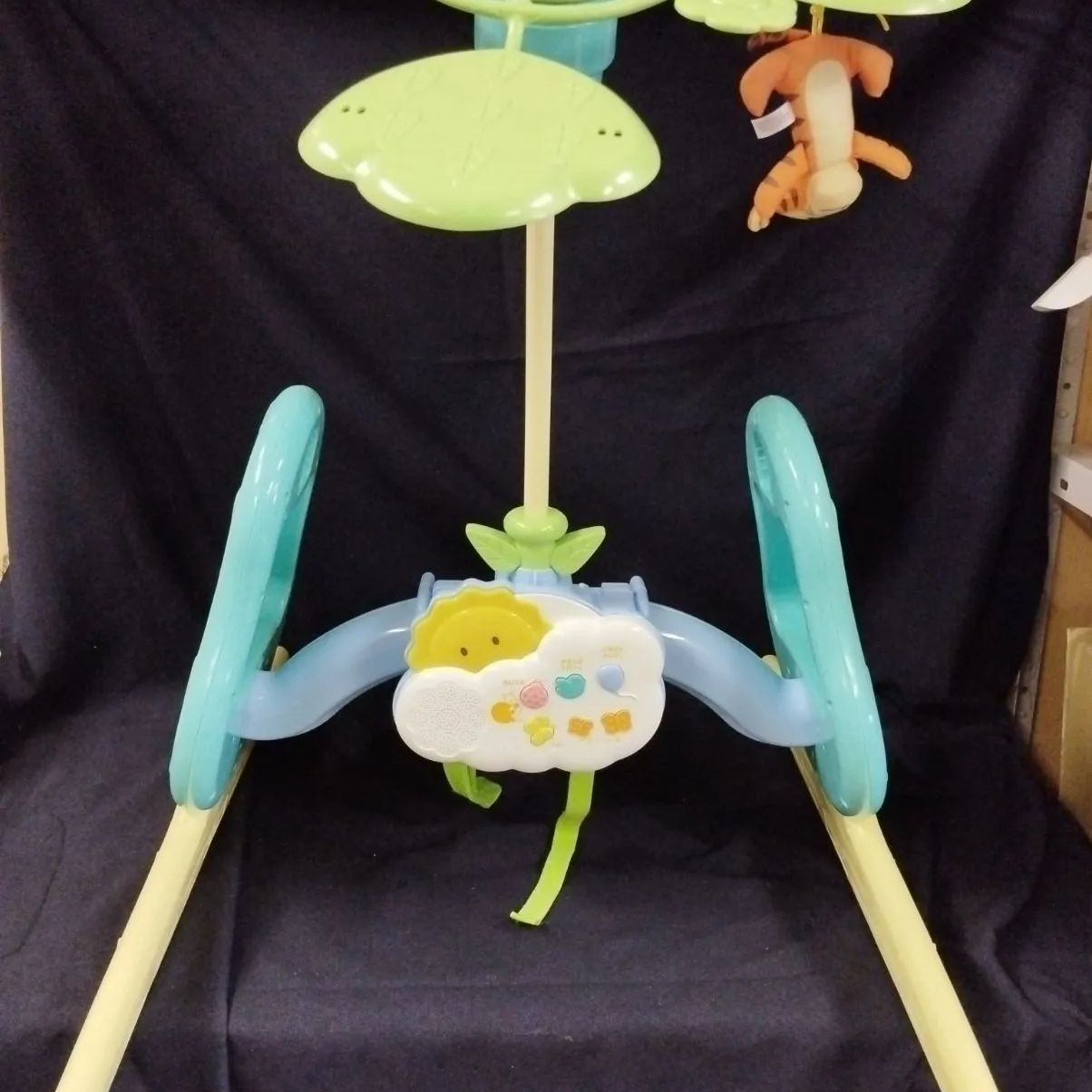 【ほぼ未使用 美品】くまのプーさん えらべる回転6way ジムにへんしんメリー タカラトミー くまのプーさん えらべる回転6WAYジムにへんしん