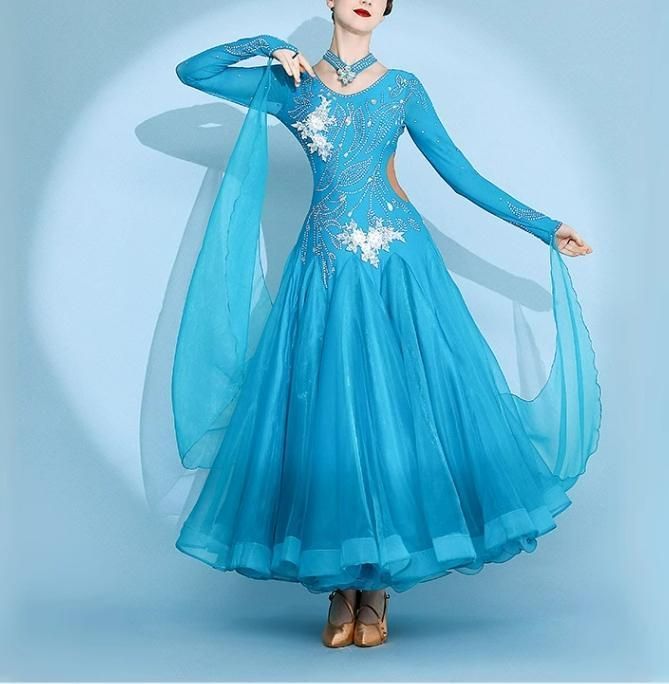 社交ダンスドレス モダンダンス 華やかな ブルー　オーダーメイド