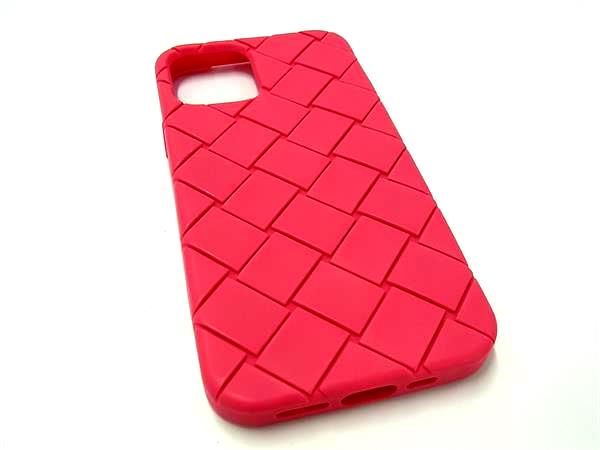 BOTTEGA VENETA ボッテガ イントレチャート ラバー iPhone14 対応