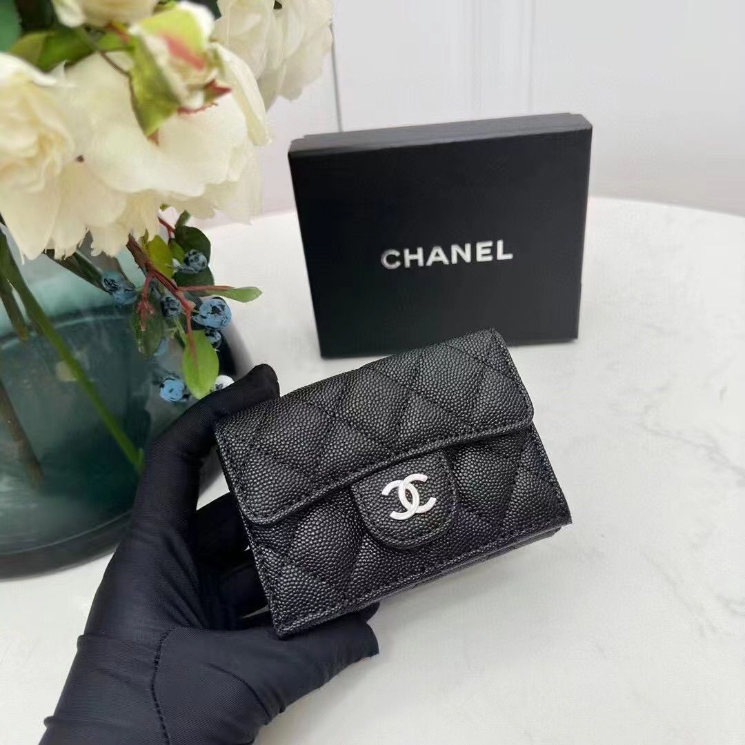 大人気CHANEL シャネル 3つ折り財布