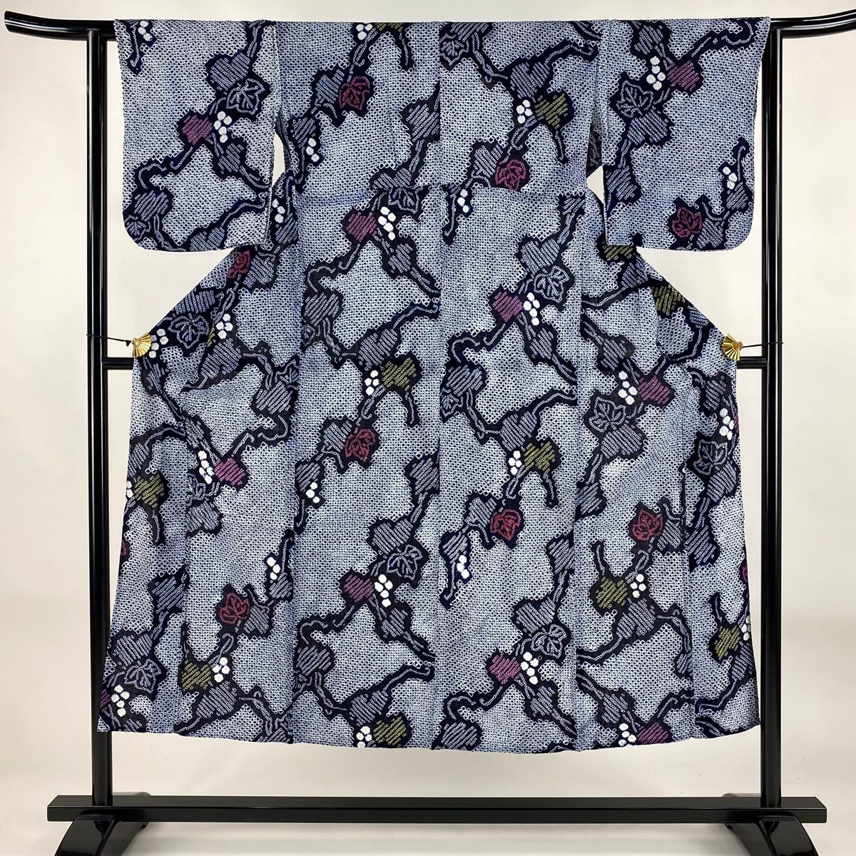 浴衣 身丈145cm 裄丈62.5cm S 絞り浴衣 葉と実 紺色 綿 名品