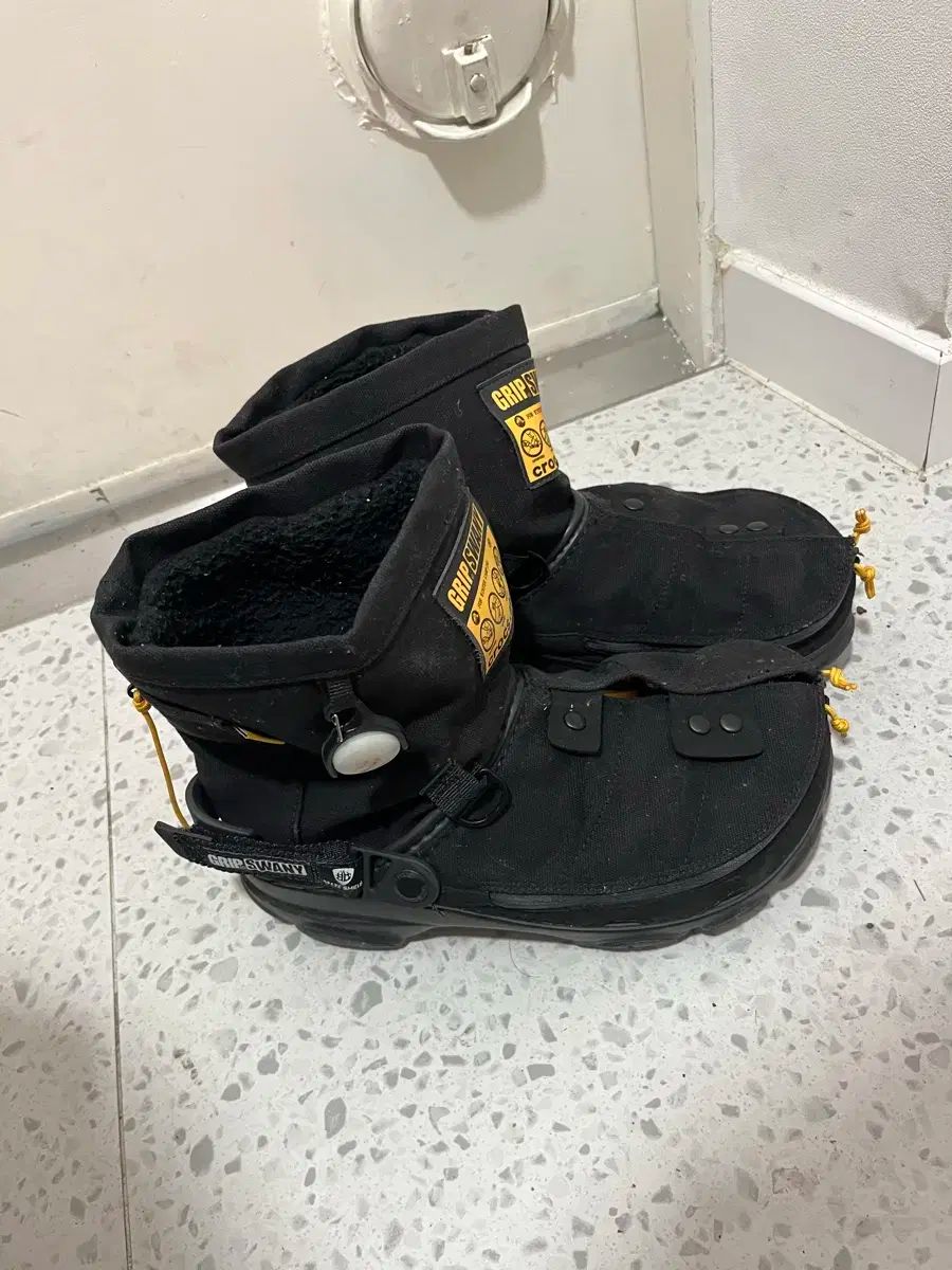 crocs クロックス