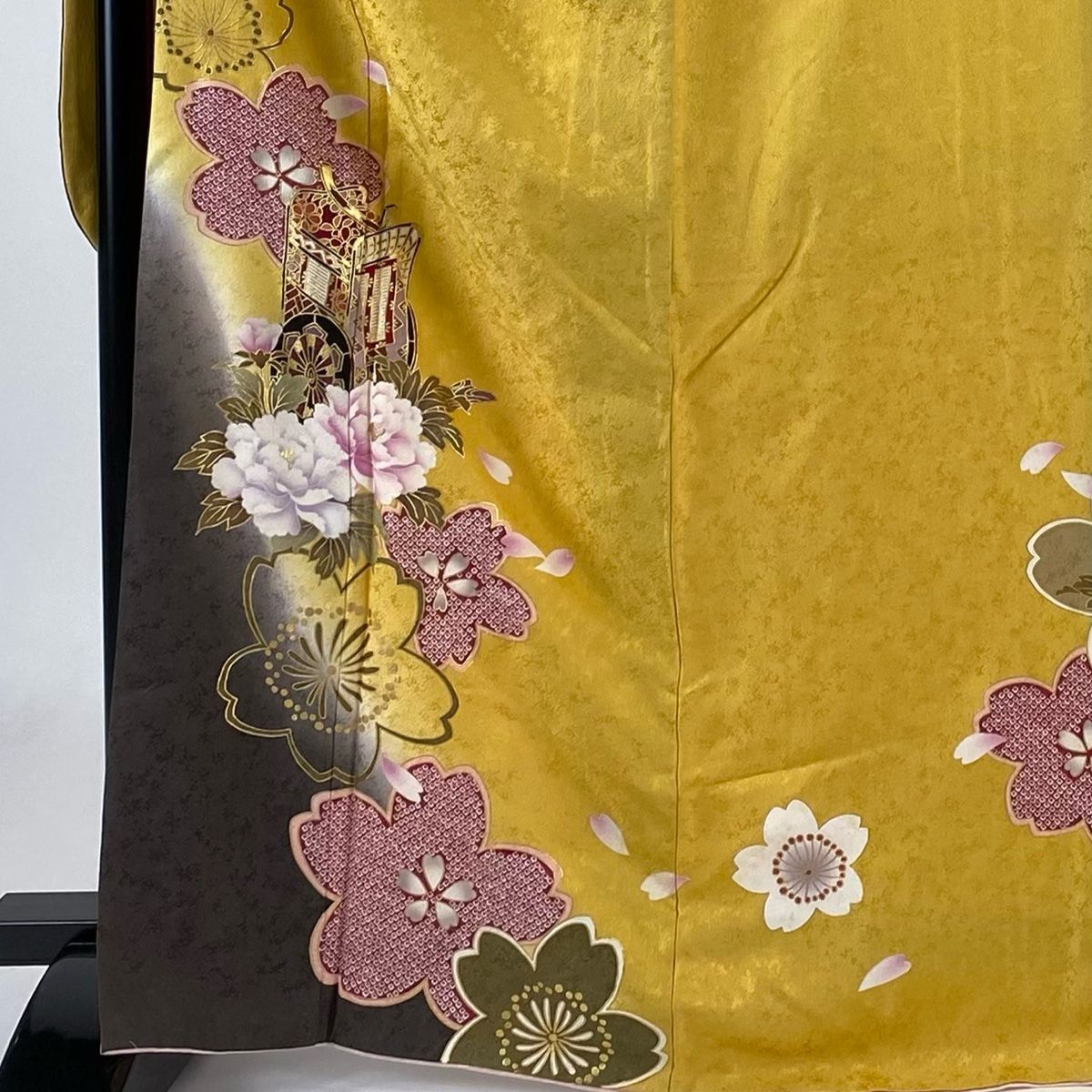 振袖 身丈167cm 裄丈70.5cm L 袷 桜 御所車 金彩 染め分け からし色 正絹 秀品