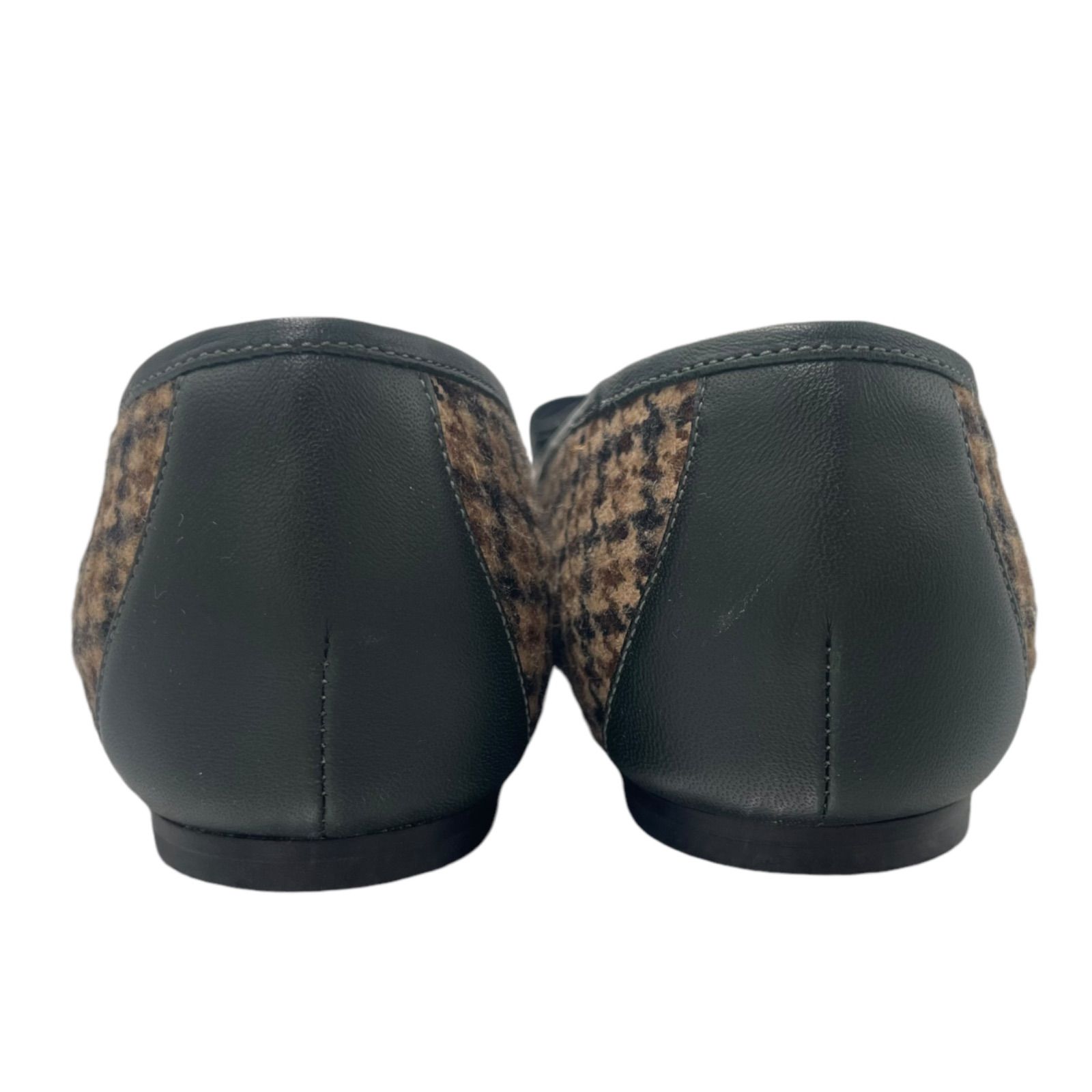 美品 ferragamo VARA ヴァラ パンプス25.5cmチェック ブラック 箱つき 