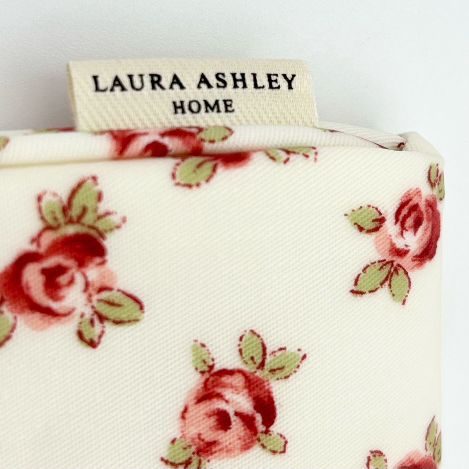 新品未使用 ローラアシュレイ ポーチ フラットポーチ レア シェニール