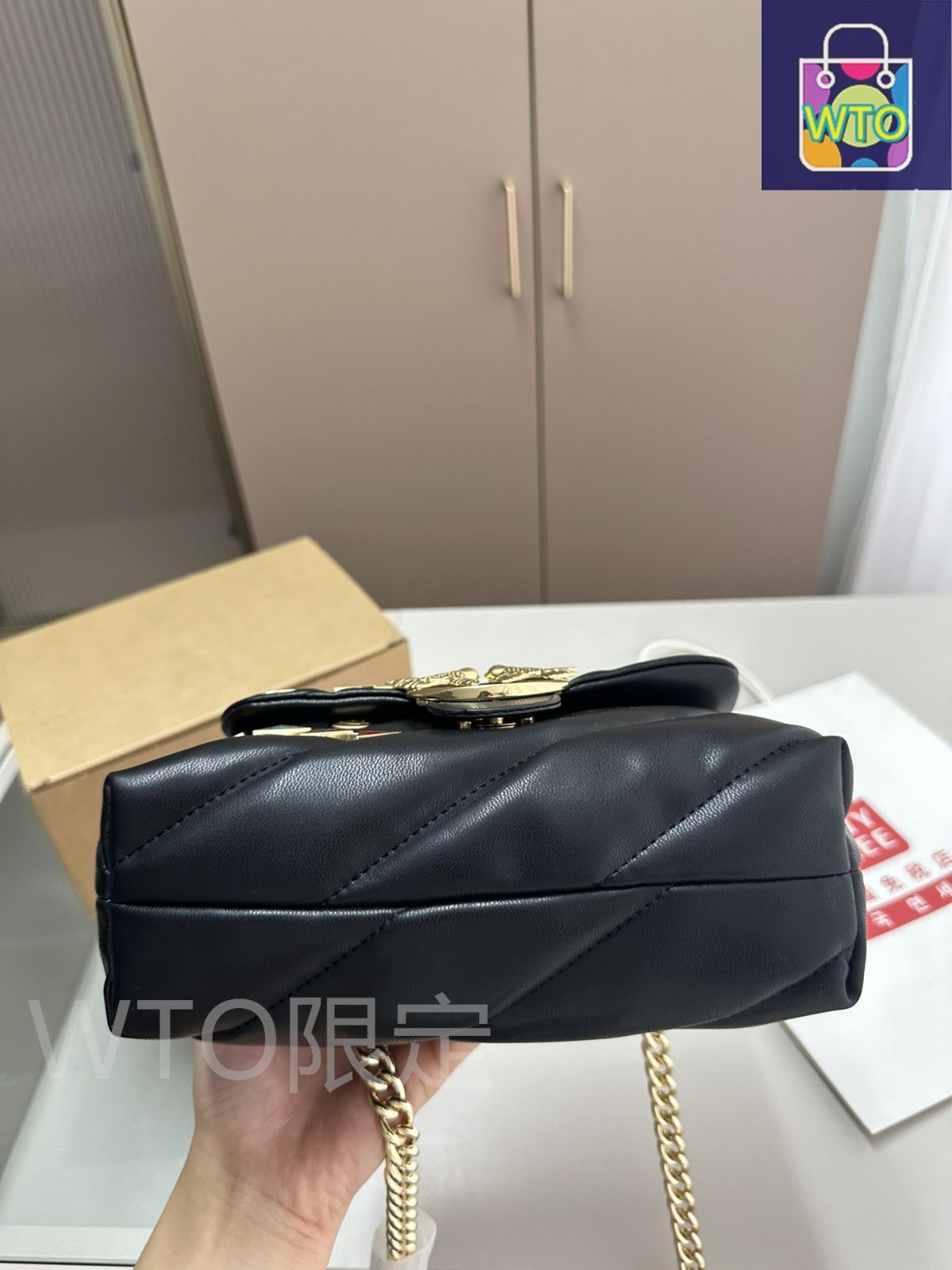 スワロウバッグ