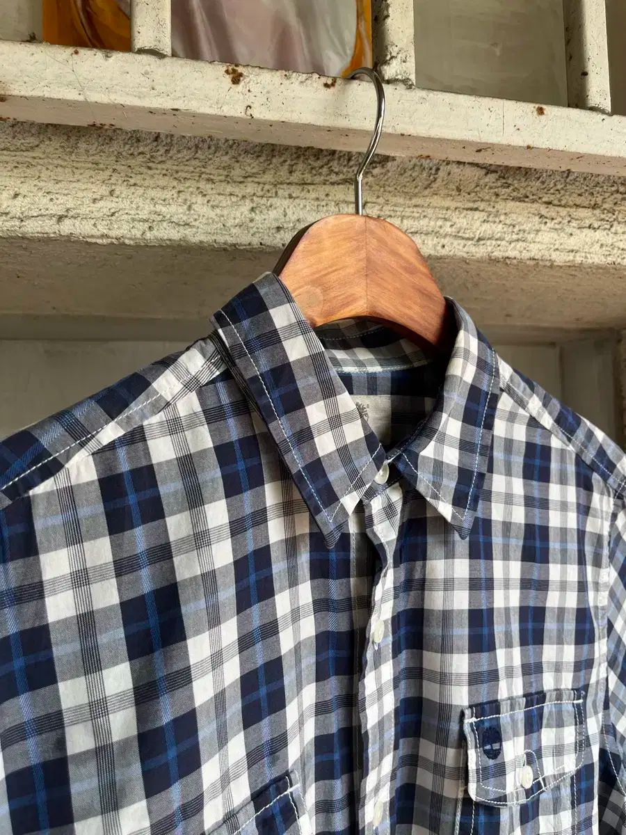 シャツ