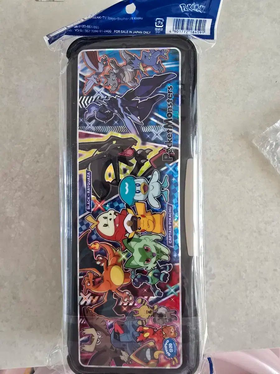 未開封-日本正規品 ポケットモンスター フーデバコ ペンシルケース (ブラックレクザ)