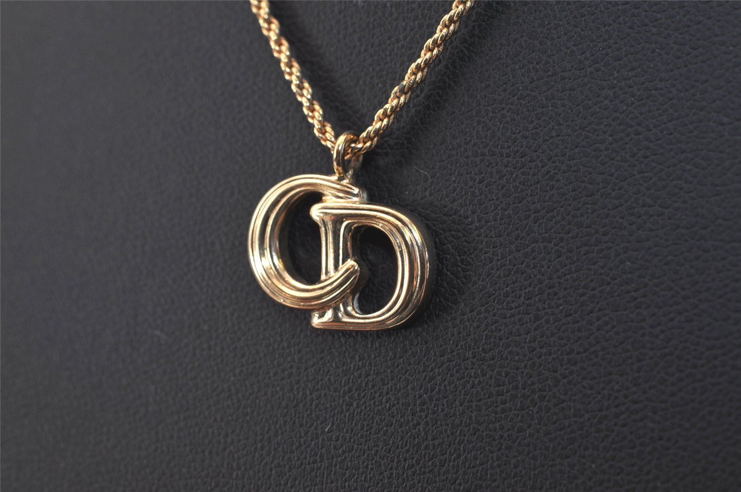 ChristianDior　ゴールド ハンドバッグ型ペンダントネックレス Christian Dior ディオール ゴールド トーン チェーン
