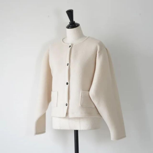 me. ミードット | cloudy wool volume sleeve blouson p|o vanilla | ボリュームスリーブブルゾン カーディガン