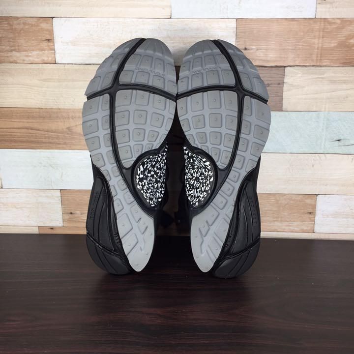 Nike プレスト ブラック/グリーン 箱付き 10350267-co1.jpg