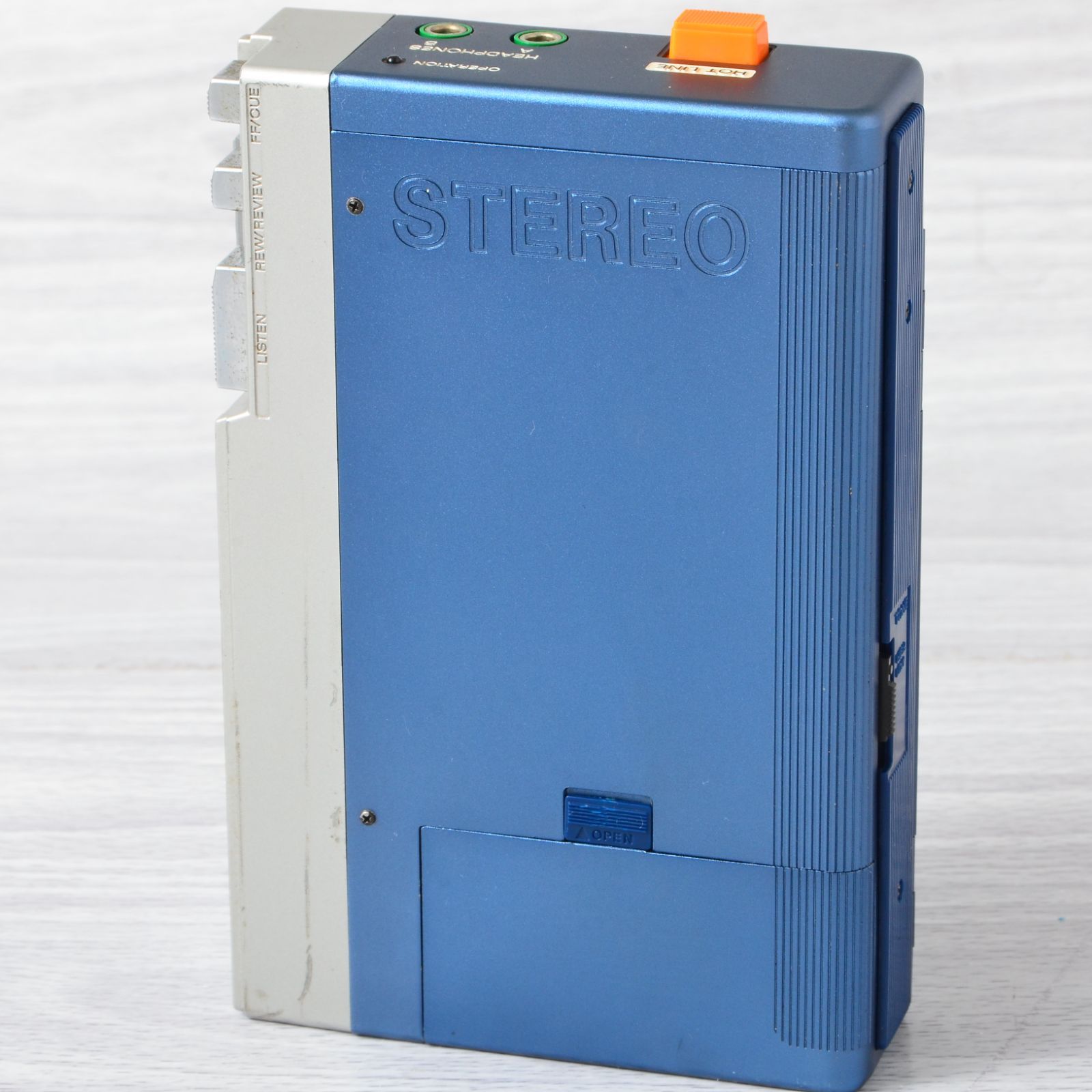 SONY TPS-L2 カセットプレーヤー ビンテージ ソニー ウォークマン SONY TPS-L2 ポータブルカセットプレーヤー SONY TPS-L2 ポータブル