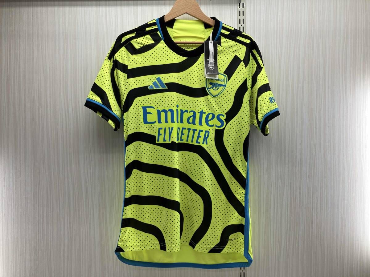  Arsenal アディダス　アーセナル　フード　メンズ　Mサイズ adidas Arsenal アディダス アーセナル フード メンズ Mサイズ